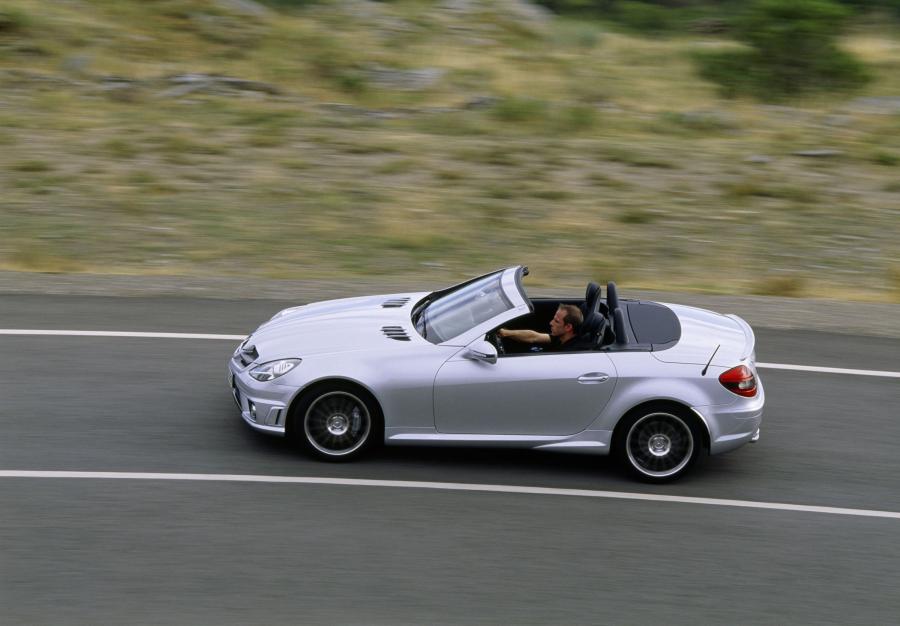  Mercedes-Benz SLK55 AMG 2008 года  (фото 28 из 77)